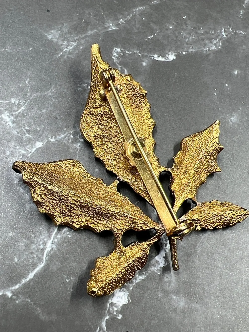Vintage fall leaf